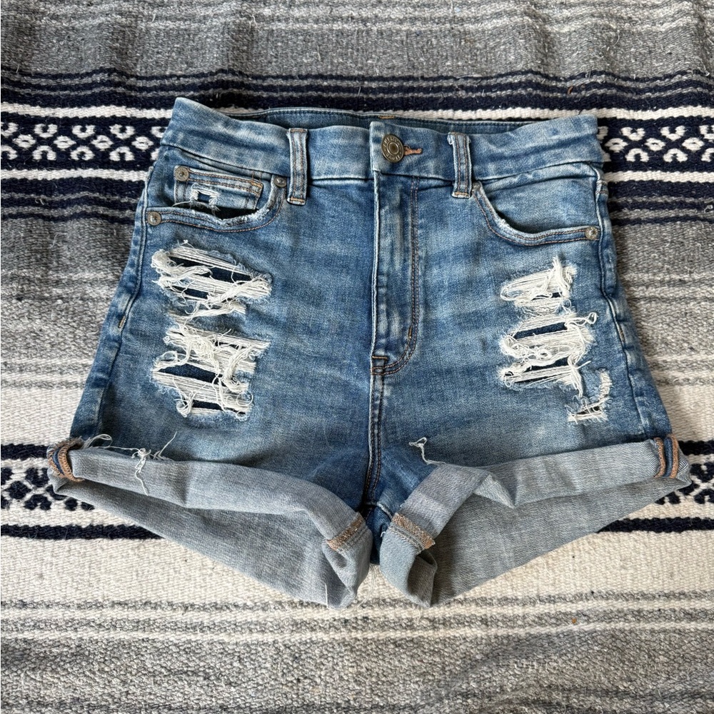 American Eagle Women’s Curvy Hi-Rise Ripped Denim Shorts Size 0